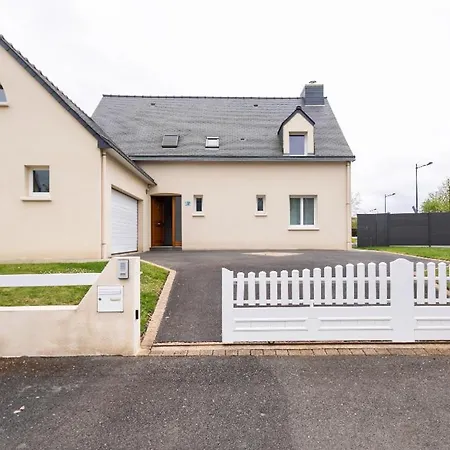 Maison Au Calme Avec Piscine , Proche Et Holiday home *